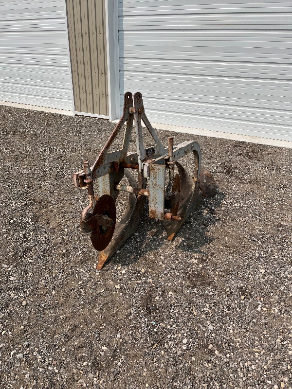 2 furrow plow Farming Equipment Kitchener / Waterloo Kijiji