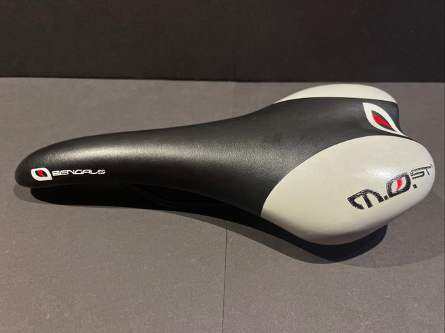 Pinarello MOST Bengals Saddle Bicycle Seat Cycling SCT-12 in Frames & Parts in Oshawa / Durham Region - Image 4