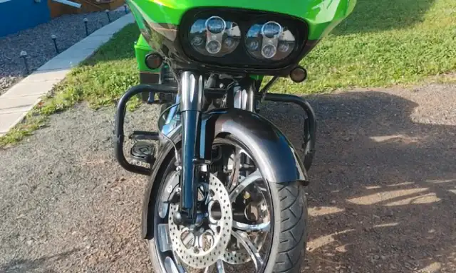beauty  road glidefor sale in Touring in Charlottetown - Image 8