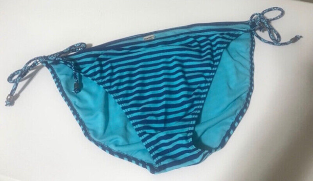 Plus size new blue stripe swim bottoms tags taken off and washed in Women's - Other in Calgary