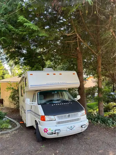 Winnebago Vista RV - Ready for Adventure! "Jolly Jumper" - Your Next Travel Companion SILENT POWER:...