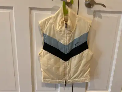 GUESS VEST JACKET XS , View more
