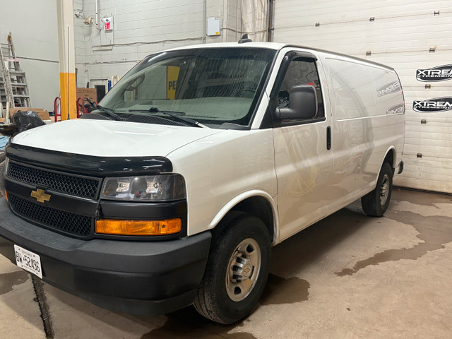 2020 Low km Express cargo 2500 in Cars & Trucks in Cambridge - Image 2