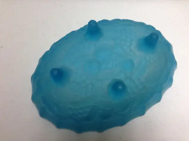 Plat à fruits bleu givré in Kitchen & Dining Wares in Thetford Mines - Image 5