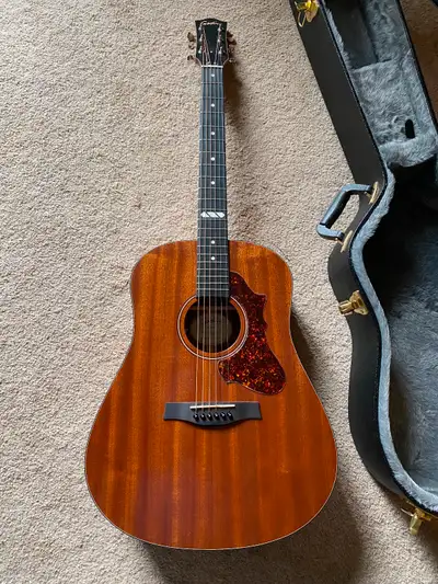 Godin Metropolis Composer Mahogany with LR Baggs Element, View more