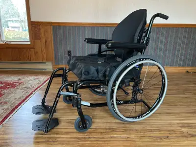 Wheelchair - Motion Composites Move Newton Infinity, View more