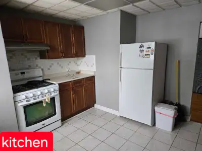 * Available from May 1 or june 1, 2026* Two rooms are available for rent. Can be occupied by couple...