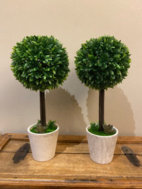 New 14.5 Inch Artificial Boxwood Topiary Tree - 2 Pack 