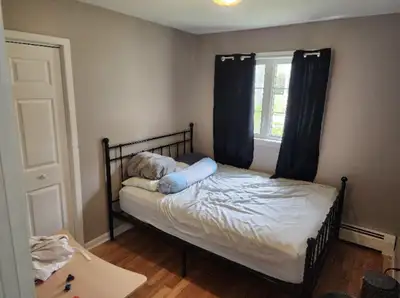 A spacious furnished bedroom with its own private toilet is available in a 3-bedroom furnished house...