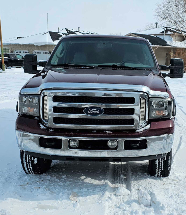 2006 f350 6.0 diesel  in Cars & Trucks in Medicine Hat