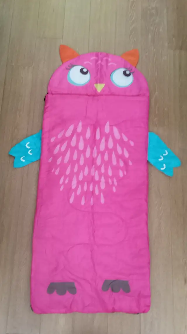 TWO "OZARK TRAIL" CHILDREN'S ANIMAL SLEEPING BAGS in Fishing, Camping & Outdoors in Kitchener / Waterloo - Image 10