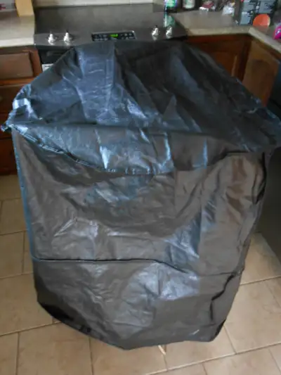housse protectrice pour climatiseur neuve jamais utilisé grandeur 32 po x 32po x 32 po beaucoup trop...