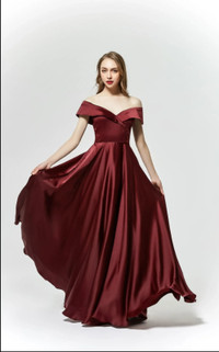 "Berry" J'adore Off Shoulder Minimalist Flowy Dress