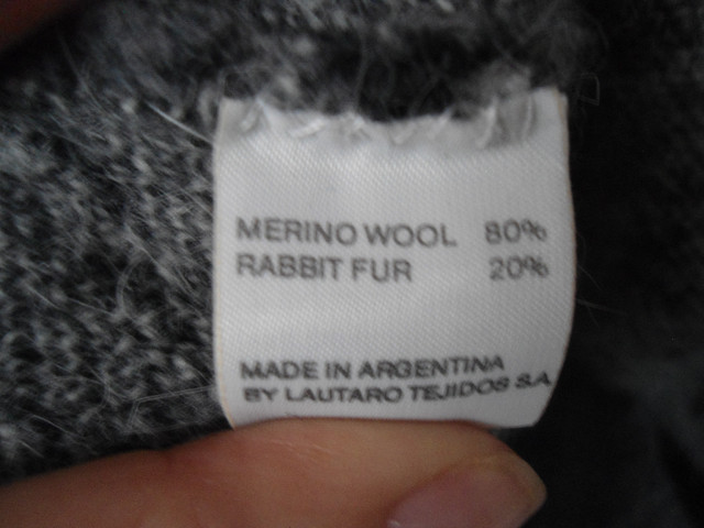 Ladies' Wool cardigan - Rejian's in Women's - Tops & Outerwear in Gatineau - Image 3