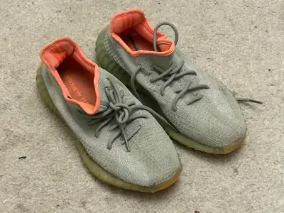 Yeezy Desert Sage used size 10 M, View more