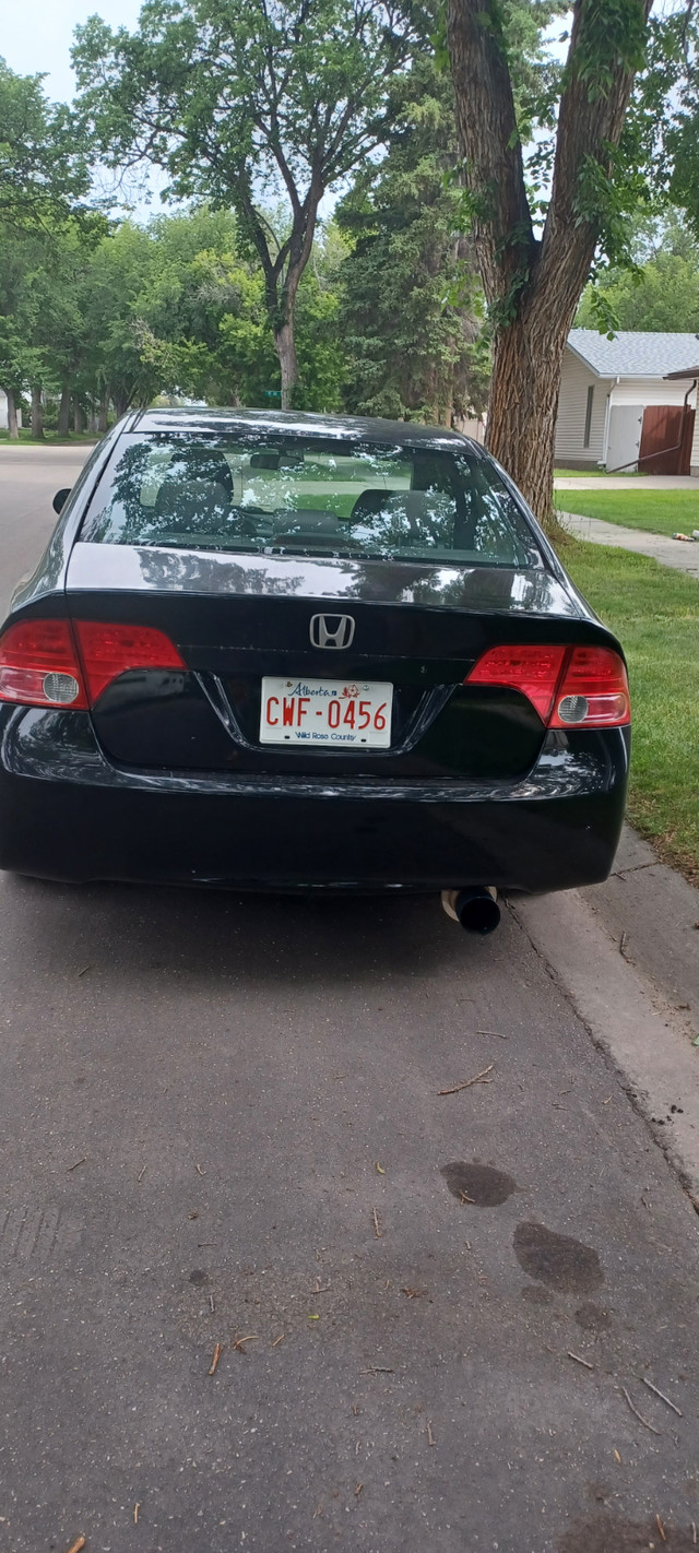 Low km Honda Civic in Cars & Trucks in Edmonton - Image 3