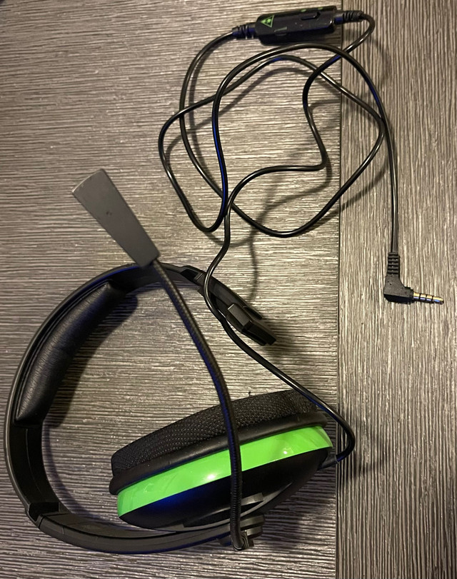 Turtle beach ear force recon headphones in XBOX One in Kitchener / Waterloo