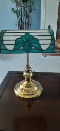 Beautiful banker's lamp with hand-crafted stained glass shade.