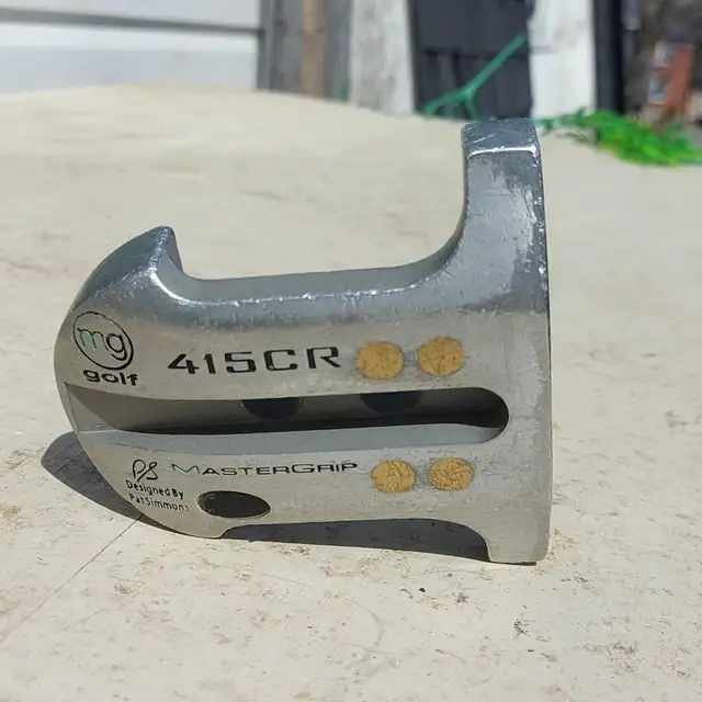 Pat Simmons MG Golf Master Grip 415CR Putter (RH) (2) - $30.00 in Golf in Belleville - Image 2