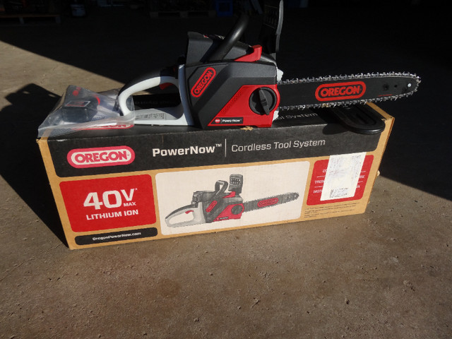 Oregon cordless grass trimmer and chain saw combo in Lawnmowers & Leaf Blowers in Fredericton
