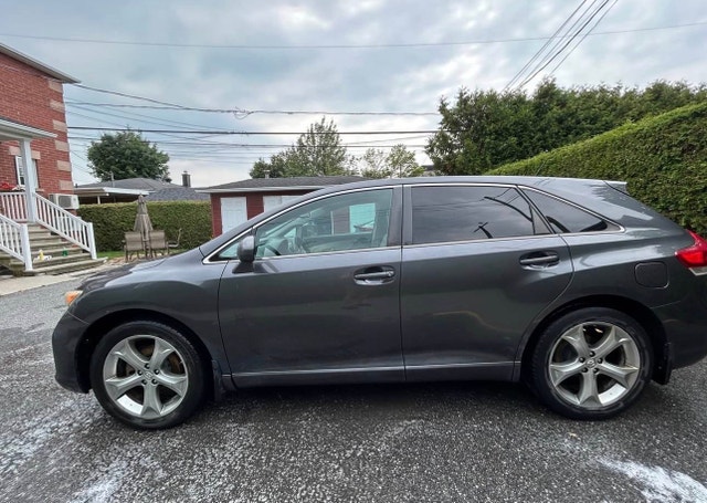 Toyota venza 2011 v6 full options — photo 5
