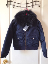 Brand New Gap Girl’s Fall/Winter Jacket (size M, 8-9yrs)