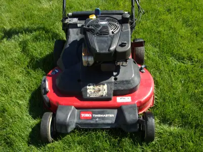 Toro Timemaster 30" lawnmower. Personal Pace self propelled system. 190cc Briggs and Stratton engine...