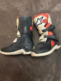 MX boots youth size one