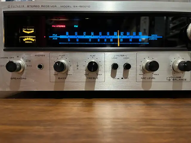 Pioneer SX-1500TD in Stereo Systems & Home Theatre in Calgary - Image 3