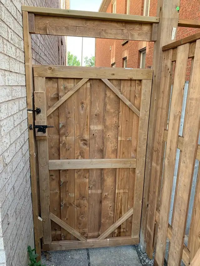 fence &deck  interlocking542521871629045764