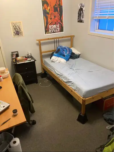 Single bedroom in a 5 bed 2 bath unit, looking for a 4-month sublet from May to August. Unit include...