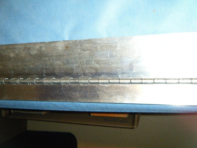 Charnière en aluminium in Hardware, Nails & Screws in Lévis