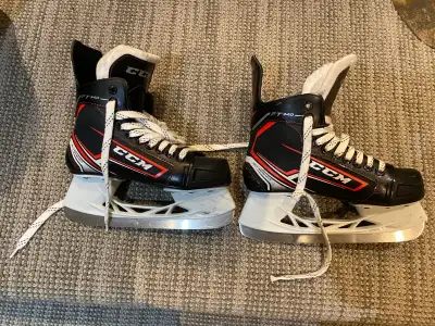 CCM Youth Hockey Skates Size 4, View more