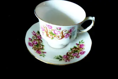 Bone china tea cup and saucer by "Queen Anne" Ridgway Pottery , England