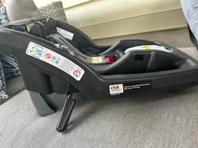 Graco Click Connect Car Seat Base, View more