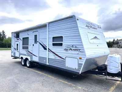 - 27 feet long - Sleeps 7 comfortably - more if kids are involved :) - 4 new tires - 2 new batteries...