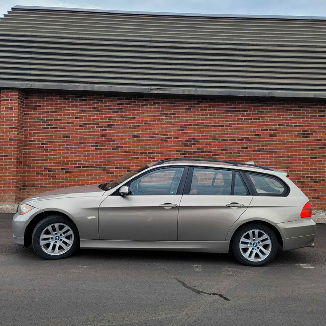 Rare 2007 bmw wagon 328 xi touring runs and drives great.  in Cars & Trucks in City of Toronto - Image 4