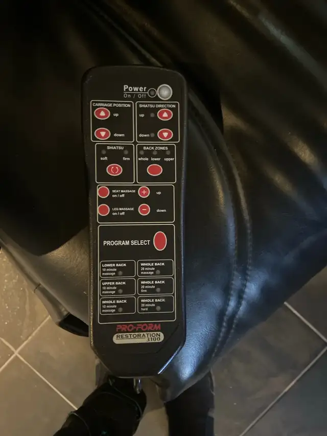 LEATHER MASSAGE CHAIR in Chairs & Recliners in Ottawa - Image 3