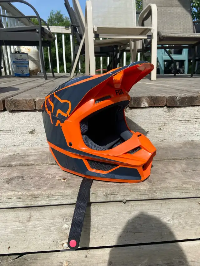 FOX Motocross Helmet in Dirt Bikes & Motocross in Winnipeg - Image 4