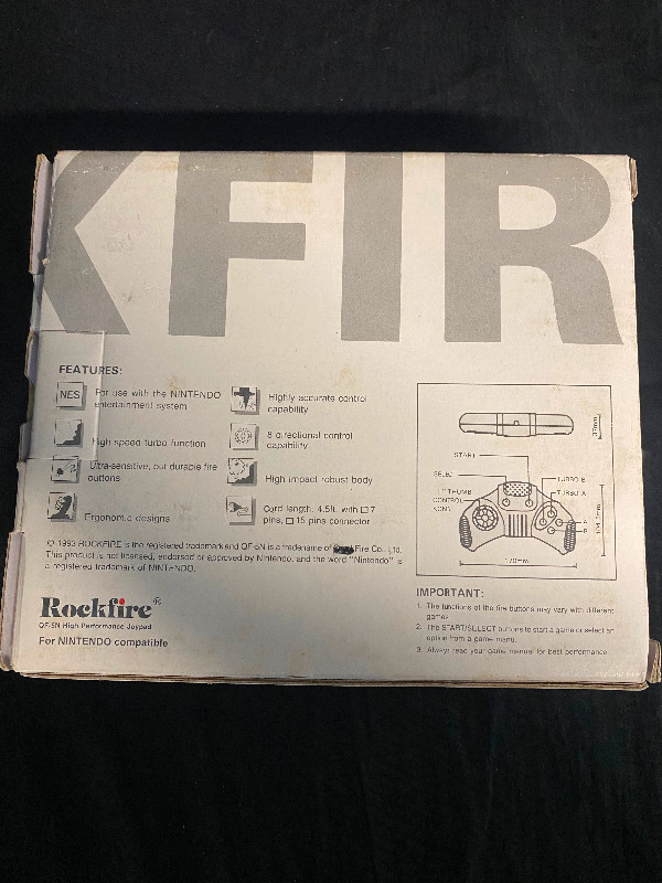 Rockfire NES Controller in Box in Older Generation in Moncton - Image 2