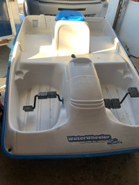 Electric pedal boat 