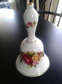 Old Country Rose inspired Bell