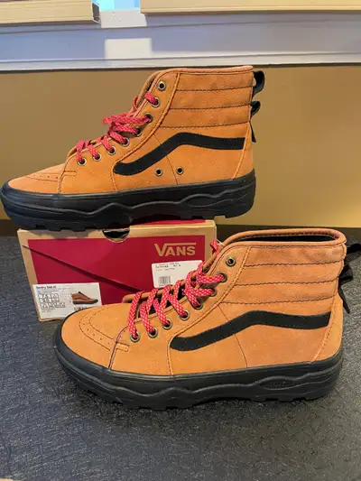 New Women's Size 9 Vans Sentry SK8-Hi WC Hiker Suede, View more
