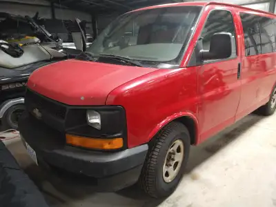 All Wheel Drive Passenger Van - 5.3 V8 New Transmission, New Electric Trailer Brake Package - Please...