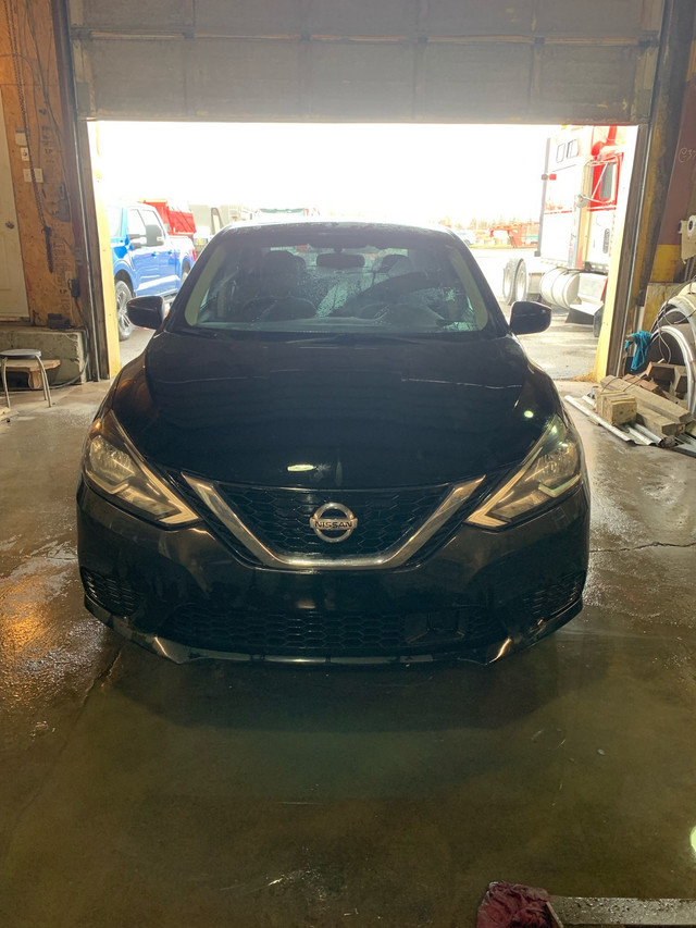 Nissan sentra midnight édition 2018 dans Autos et camions  à Longueuil/Rive Sud - Image 2