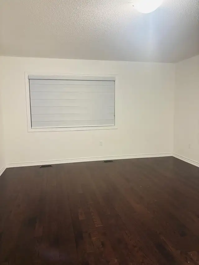 room for rent in Whitby  in Long Term Rentals in Oshawa / Durham Region - Image 3