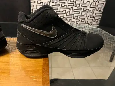 Nike Air Visi Pro 2 Sneaker - Size 12, View more
