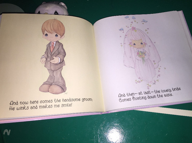 Precious Moments Collection Book Beanies Owl Pig Goose Sweet Lot in Arts & Collectibles in Barrie - Image 3