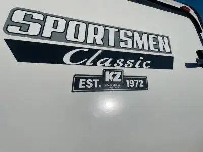 2021 Kz sportsmen classic 160rbt with off-road package and solar. 2 deep cycle batteries. A/c. Sleep...