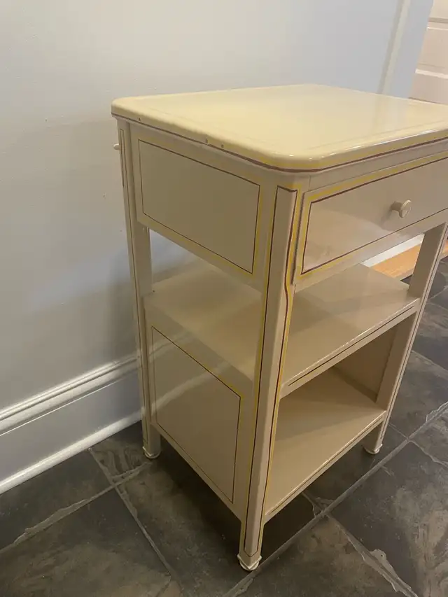 antique side table in Other Tables in Dartmouth - Image 3